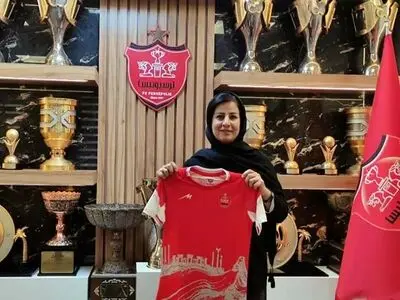 سرمربی جدید تیم فوتبال زنان پرسپولیس معرفی شد