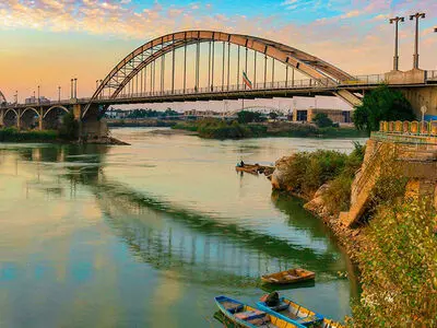 برای گردشگران خوزستان نیاز به ساخت هتل و ایجاد اماکن اقامتی بیشتری است / برای ارتقاع گردشگری باید بناهای تاریخی مرمت و مراقبت شوند