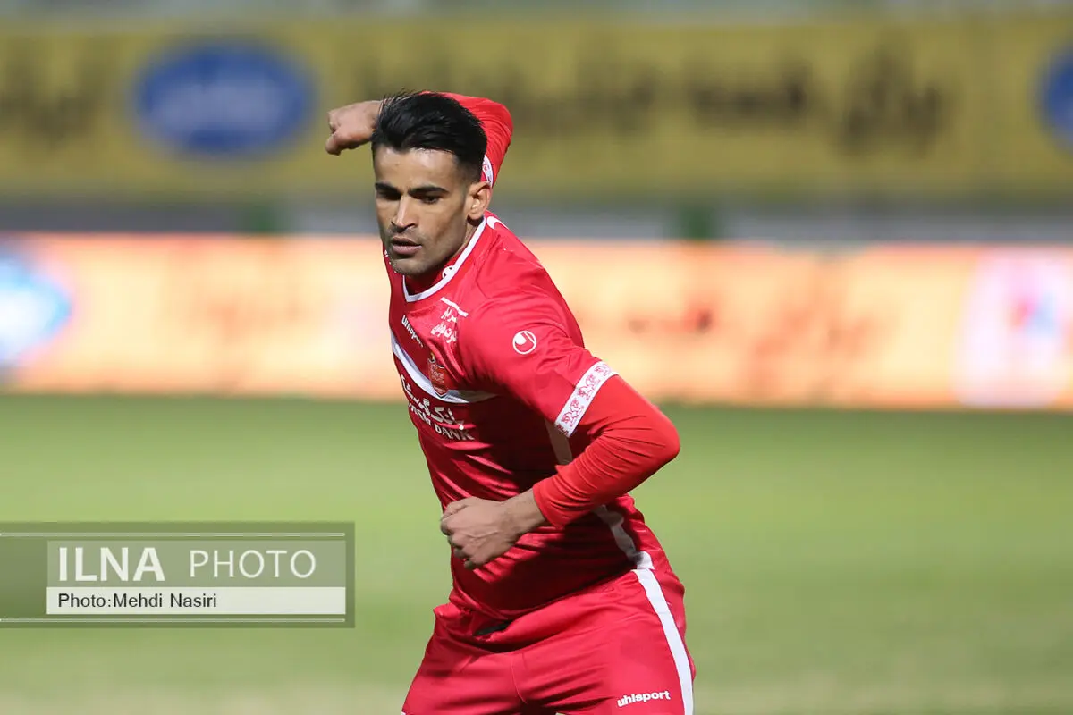 حضور عیسی آل کثیر در تمرینات پرسپولیس (ویدیو)