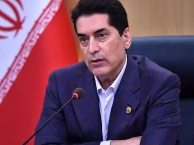 عمق ساخت داخل حرکت از نقطه وابستگی به خودساختگی