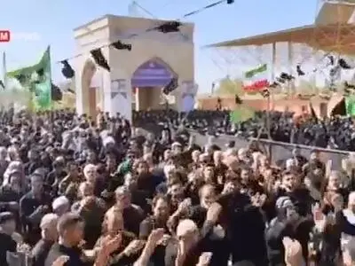 عزاداری مردم مهران در روز تاسوعای حسینی + فیلم