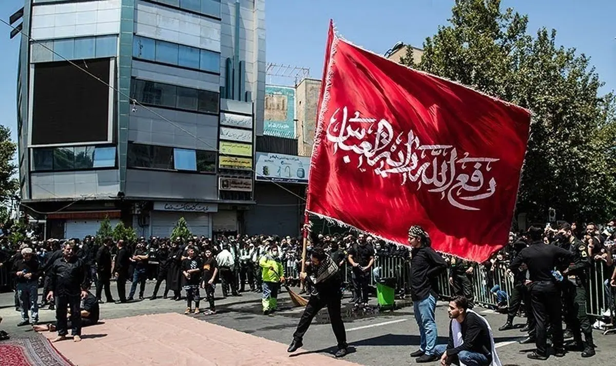 آیینهای عزاداران کردستانی در ایام محرم/از طشتگذاری تا گرداندن گهواره علیاصغر(ع) و گل مالی سر و صورت