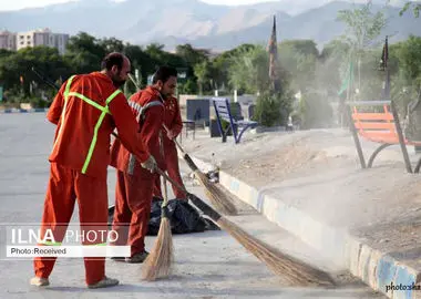 درخواست کارگران شهرداری نیشابور برای شارژ کارت کمک معیشتی