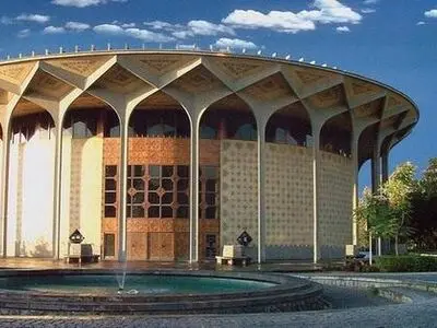 نمایش «پرتی» به صحنه می‌رود/تمدید دو نمایش در سالن سایه