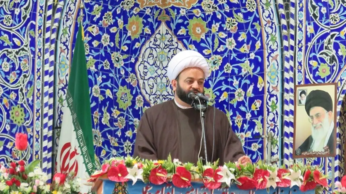 کلید حل مشکلات جامعه در داخل کشور جستجو شود/ چرخ اقتصاد به بازوی توانمند کارگران متکی است