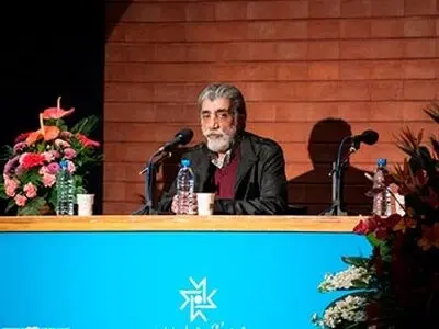 «کتابت» پهلوان خوشنویسی می‌خواهد/ فضا را برای تدریس هنر در دانشگاه مناسب نمی‌بینم/ جای کتاب‌های علمی در خوشنویسی بسیار خالی است