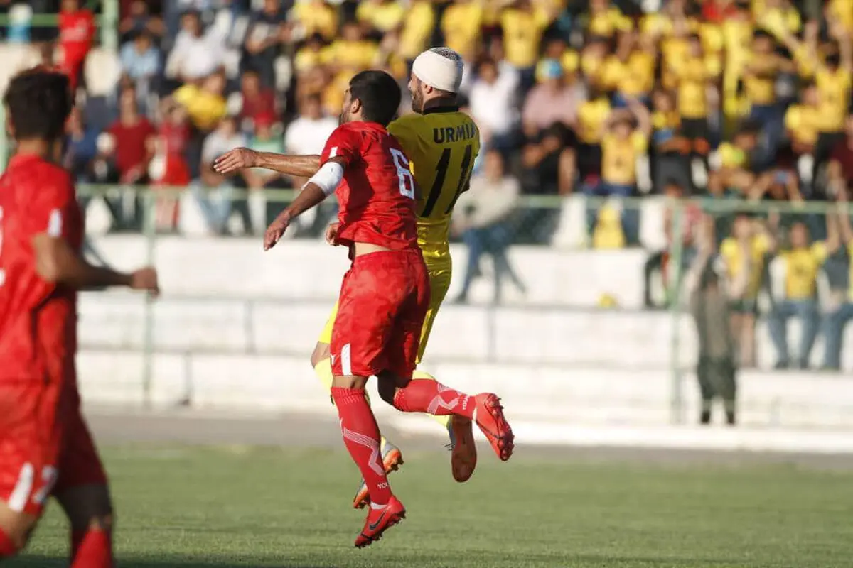 تیم منتخب هفته سوم لیگ یک (پوستر)