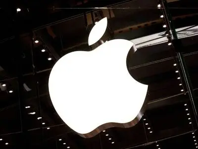 Apple wins big with U.S. tax bill but faces snag on foreign patents