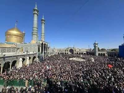 پیکر ۱۰ شهید حملات تجاوزکارانه آمریکایی - صهیونی در قم تشییع شد
