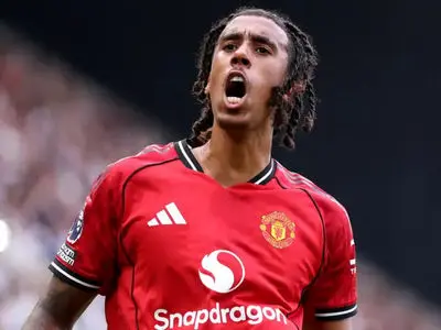 از انتخاب منچستریونایتد پشیمان نیستم / از تصمیمم واقعاً خوشحالم