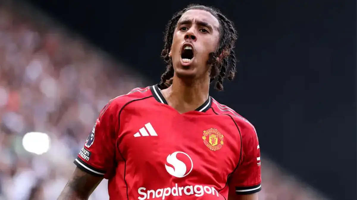 از انتخاب منچستریونایتد پشیمان نیستم / از تصمیمم واقعاً خوشحالم