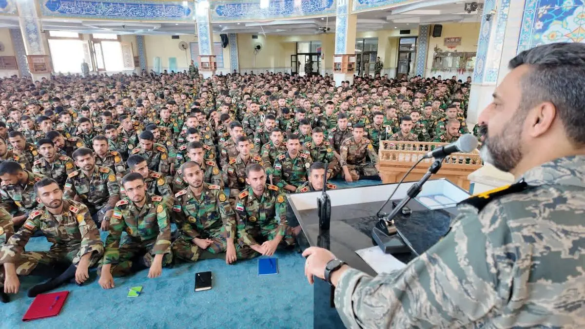 تربیت افسران تحلیل‌گر؛ مأموریت راهبردی دانشگاه افسری امام علی(ع)