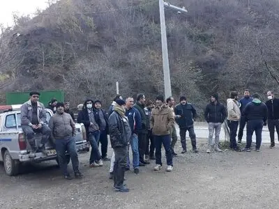 کارگران سد شفارود رضوانشهر باز هم تجمع کردند