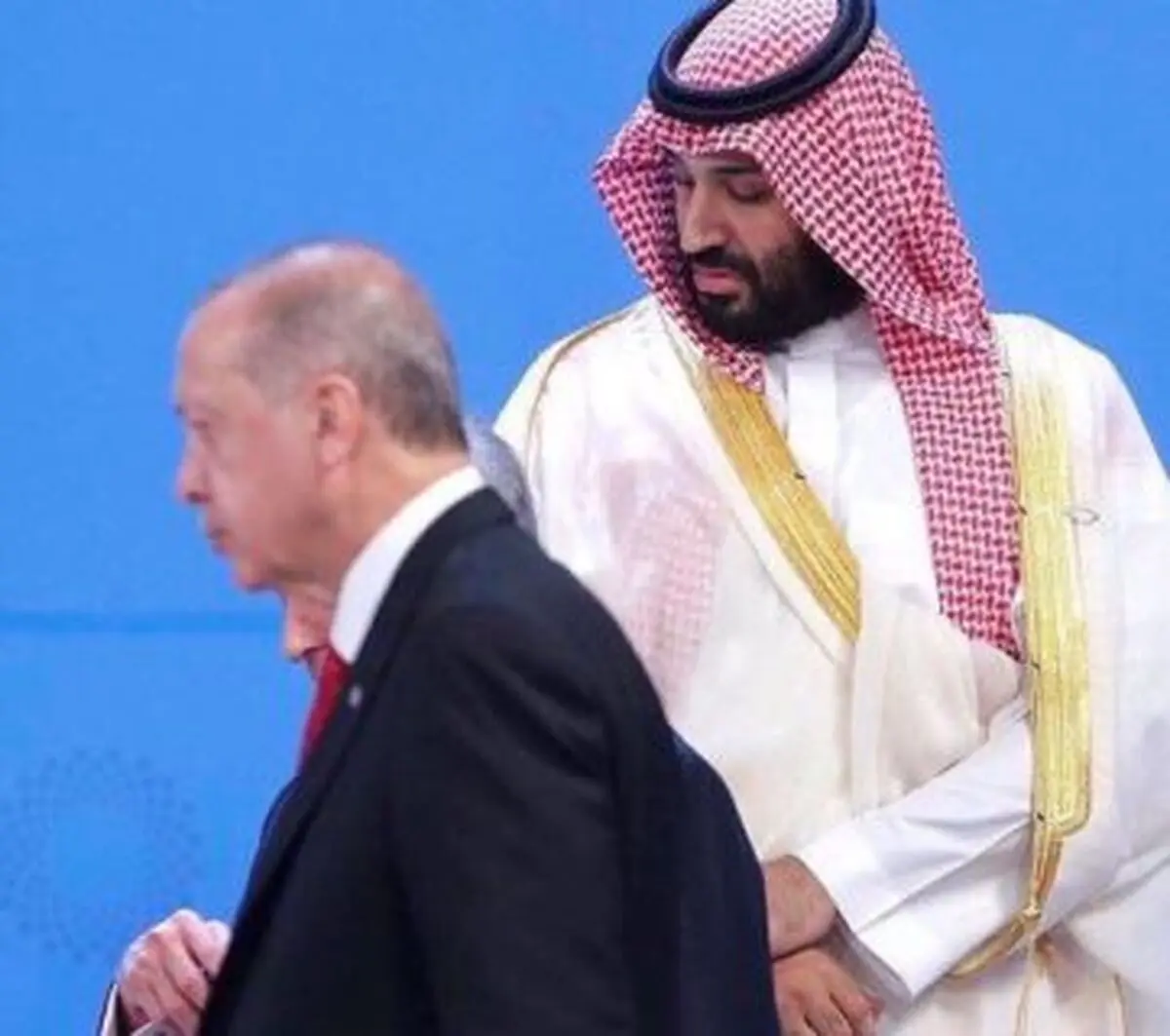 اردوغان أمر البروتوکول بمنع “أی صدفة”تجعله فی مواجهة “مجاملات” الأمیر محمد بن سلمان فی الأرجنتین..و”إنطباع″ مثیر وجدید”یزحف” بعنوان: إعدام خاشقجی رسالة”شخصیة” بالدم للرئاسة الترکیة ولیس للمعارضة السعودیة والریاض حاولت”شراء ضمائر” أمنیة