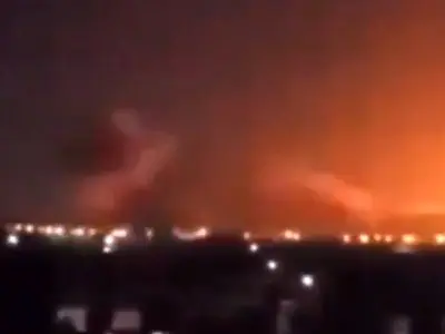 التحالف الأمریکي البریطاني یشن سلسلة غارات على صنعاء و الحدیدة