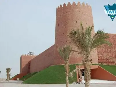 ورزشگاهی در قطر شبیه به ارگ کریم‌خان (عکس)