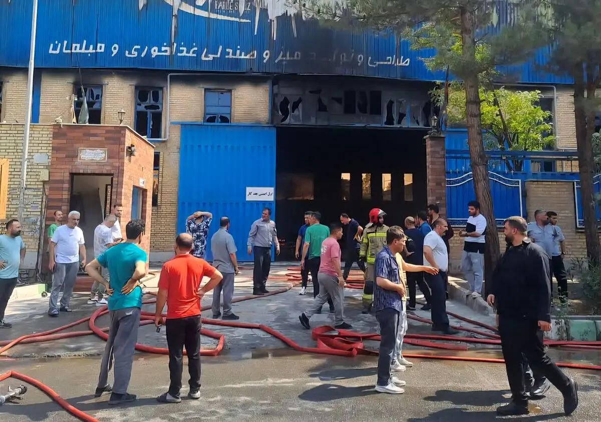 مصدومیت هفت کارگر در آتشسوزی همزمان چند کارگاه صنعتی در بابل