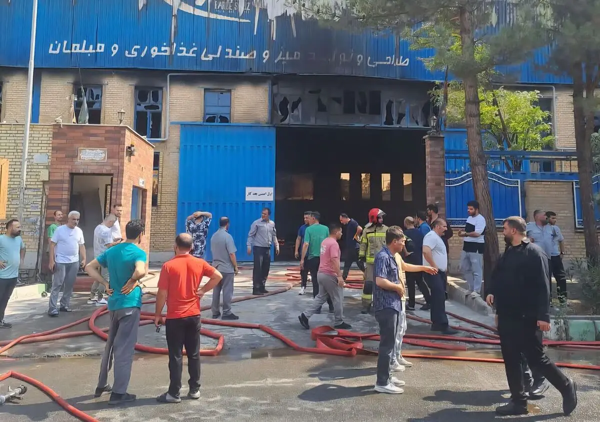 مصدومیت هفت کارگر در آتش‌سوزی همزمان چند کارگاه صنعتی در بابل
