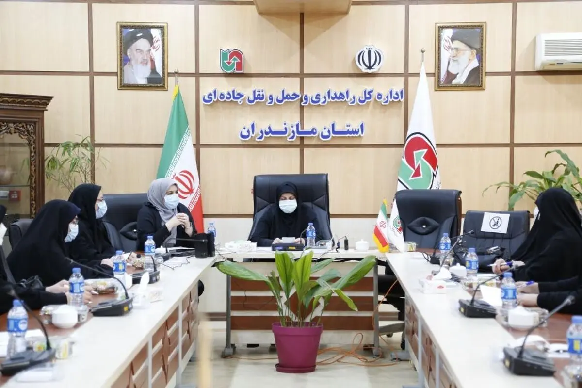 نقش زنان در دفاع مقدس نباید در هیاهوی زندگی روزمره فراموش شود