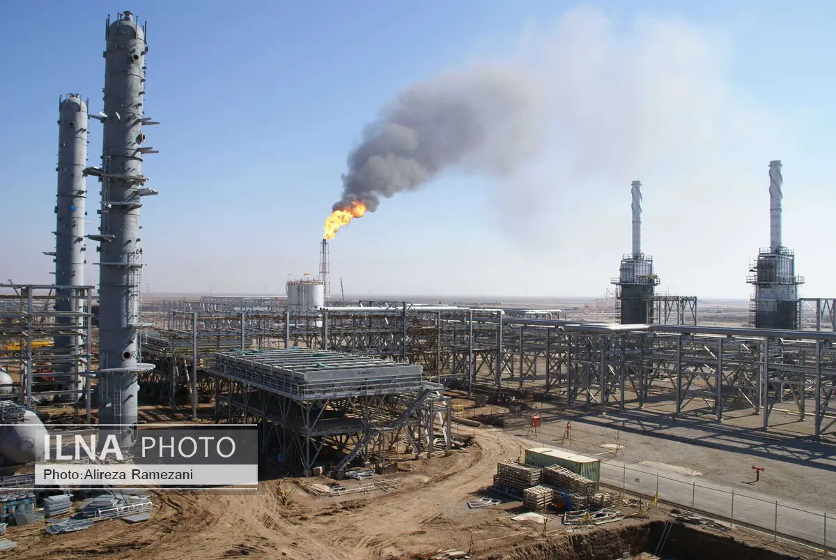 آلایندگی‌های زیست محیطی در میادین نفتی سرزمینی کاهش می‌یاید/ جلوگیری از سوزاندن حدود 241 میلیون فوت مکعب گاز
