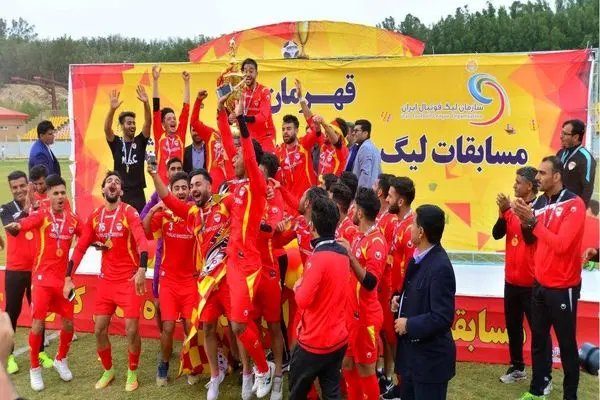 جایزه بزرگ به باشگاه فولاد رسید