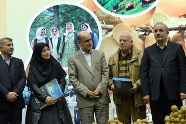 باید سود صادرات مستقیماً به تولیدکننده و باغدار برسد /ضرورت ارتقای زیرساخت‌های حمل‌ونقل و کشاورزی