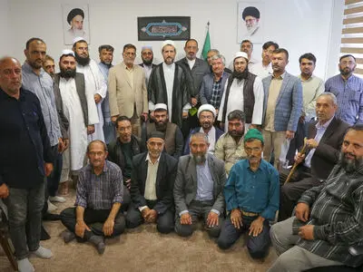 دیدار جمعی از اتباع افغانستانی مقیم استان با امام جمعه قزوین