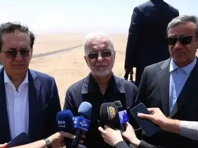 عملیات دیوارکشی مرزی توسط ارتش با سرعت مطلوبی در حال انجام است