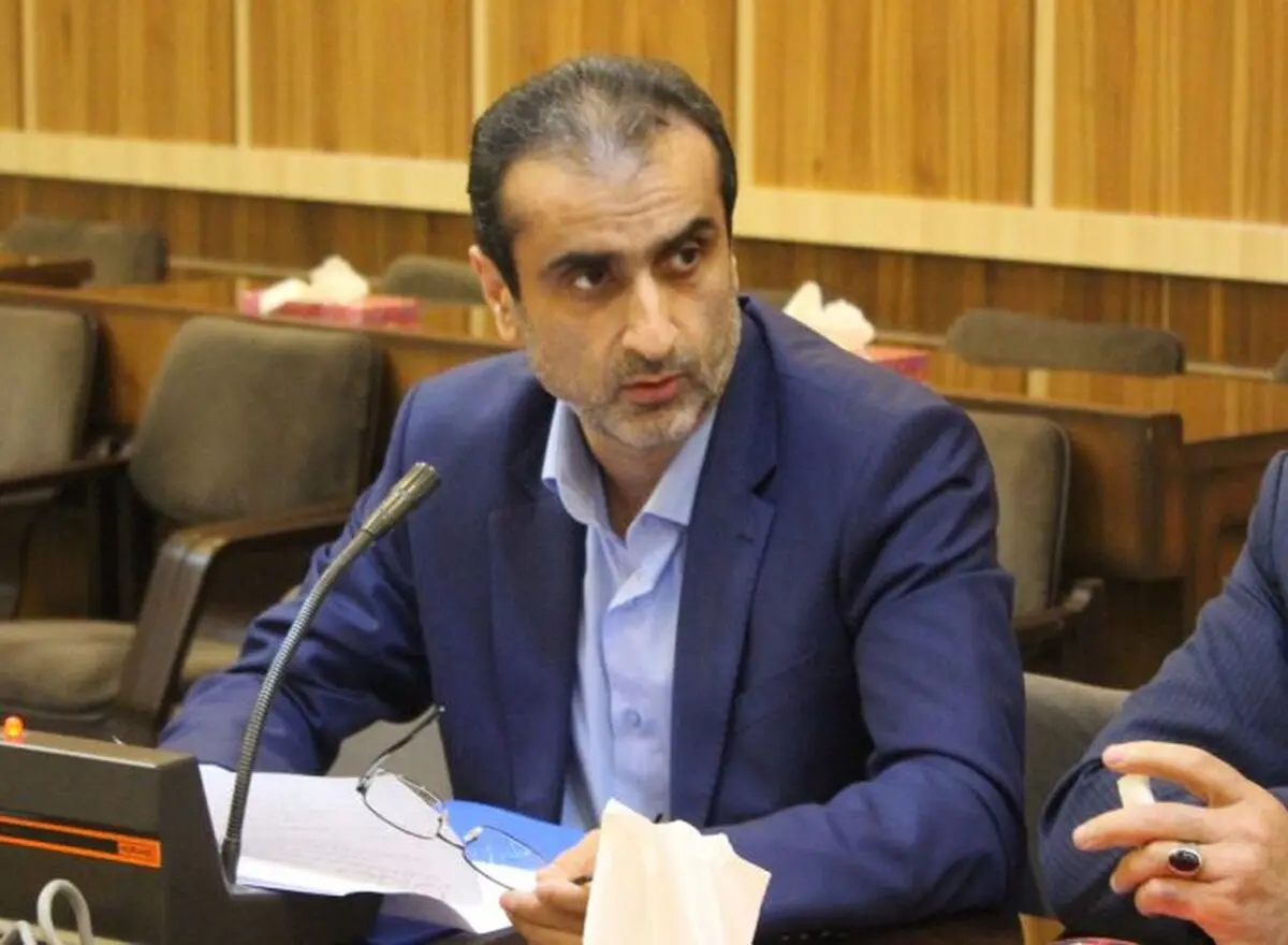 استفاده شهروندان از وسائل حمل و نقل عمومی برای جلوگیری از ترافیک شهری 