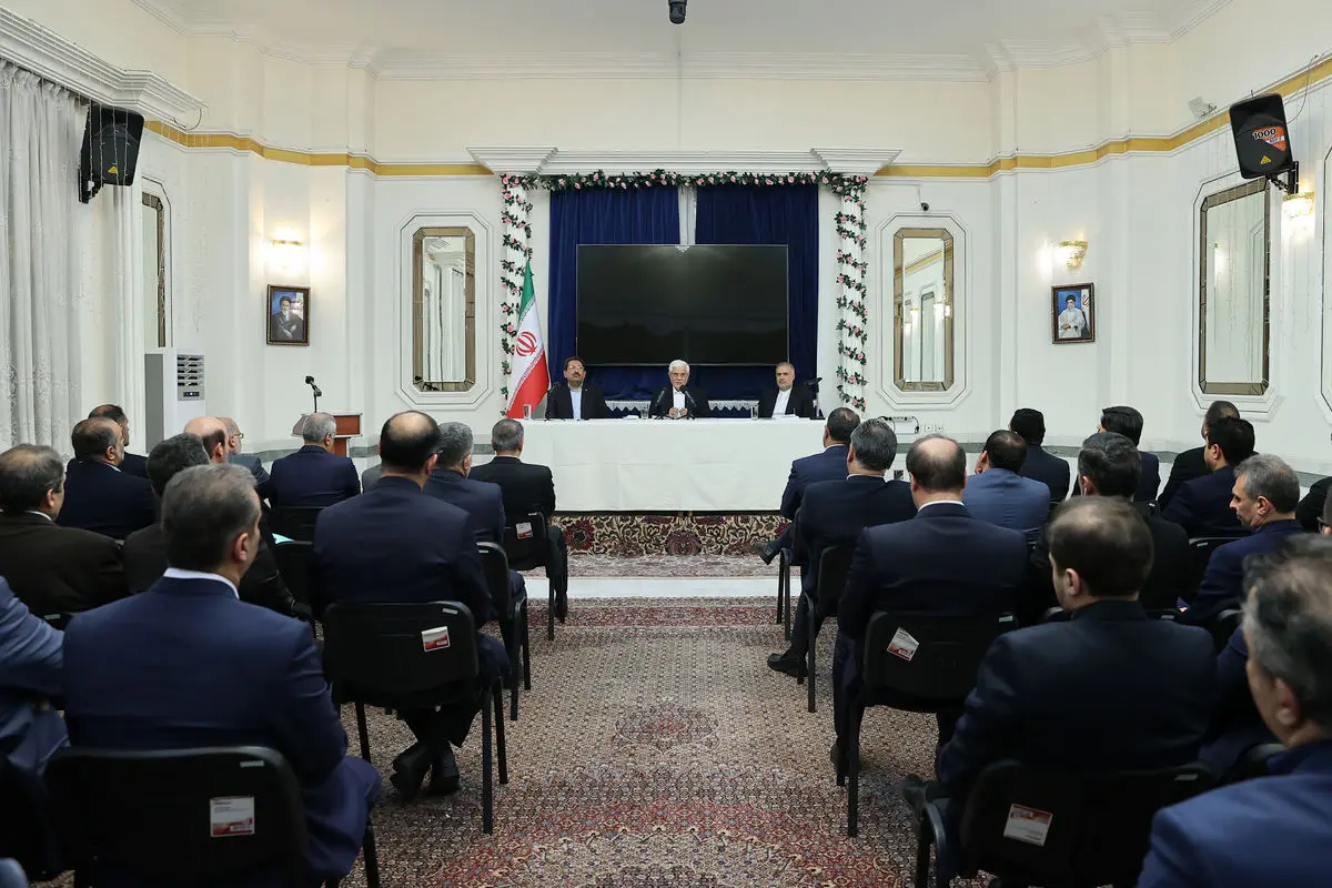 همکاری ایران و روسیه در چارچوب منافع ملی، امنیت ملی و شرایط منطقه‌ای انجام می‌شود