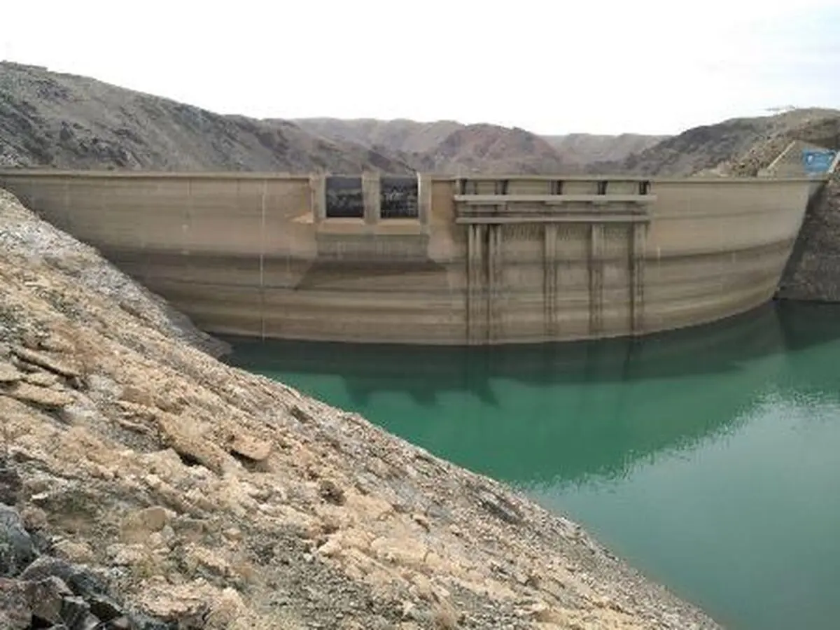 کاهش 26 درصدی ذخیره آب زاینده رود نسبت به سال گذشته