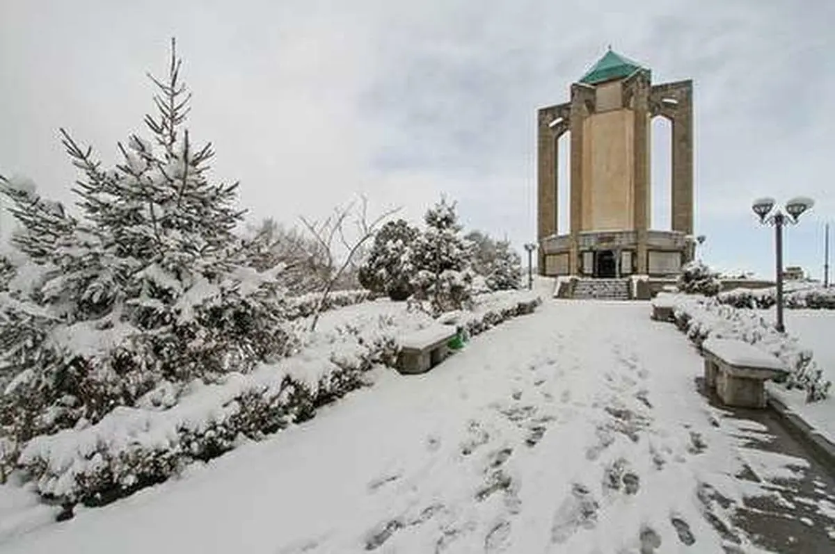 همدان سردترین نقطه کشور/ دمای پایتخت 12 درجه زیر صفر/ بارش برف در مناطق شرقی کشور