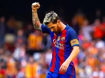 ویدئو: 10 گل برتر لیونل مسی در بارسلونا