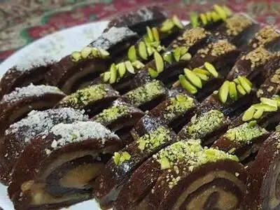 دستور پخت یک رولت خوشمزه برای مجلس عزا 
