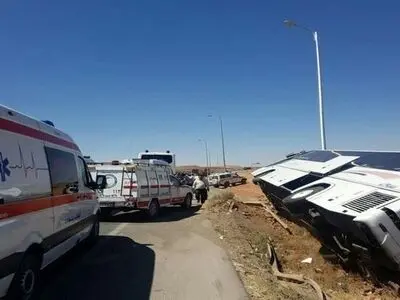 جزئیات حادثه اتوبوس حامل دانش‌آموزان در جاده قزوین اعلام شد