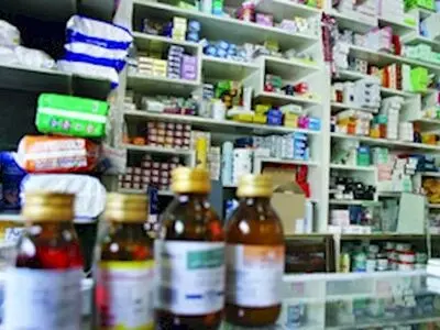 افزایش قیمت داروهای تالاسمی/تجهیزات مصرفی ارزان در چین با برچسب ایرانی تولید می‌شود