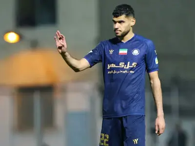 ستاره مدنظر استقلال و پرسپولیس لژیونر می‌شود