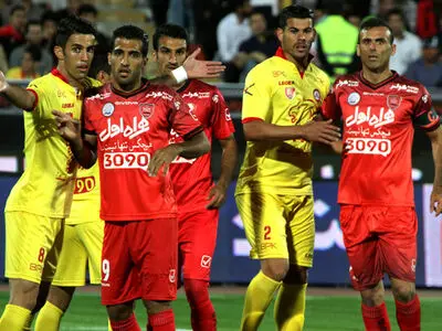 نفت، پرسپولیس را سفیدپوش کرد