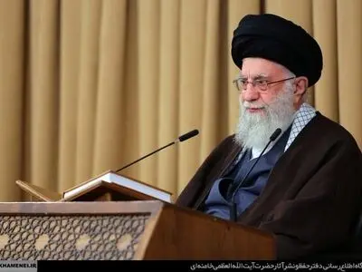 Resistance will bring Zionists to their knees: Ayatollah Khamenei