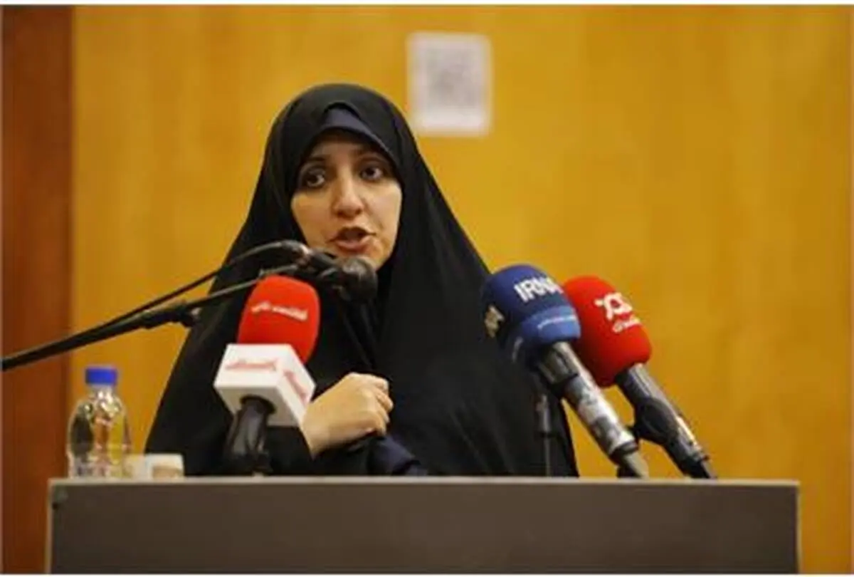 هنرمندان زن خارج از کشور می‌توانند بازگردند