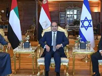 دیدار بنت، عبدالفتاح السیسی و شیخ محمد بن‌زاید؛ ایران از محورهای گفت‌وگو