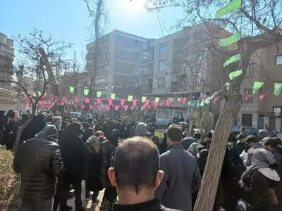 تجمع داوطلبان استخدامی جهاد دانشگاهی مقابل نهاد ریاست جمهوری
