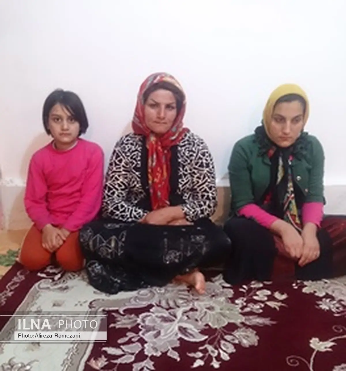 داستان زندگی خانواده‌ای که می خواهند دوقلوهایشان را بفروشند تا دخترشان را معالجه کنند