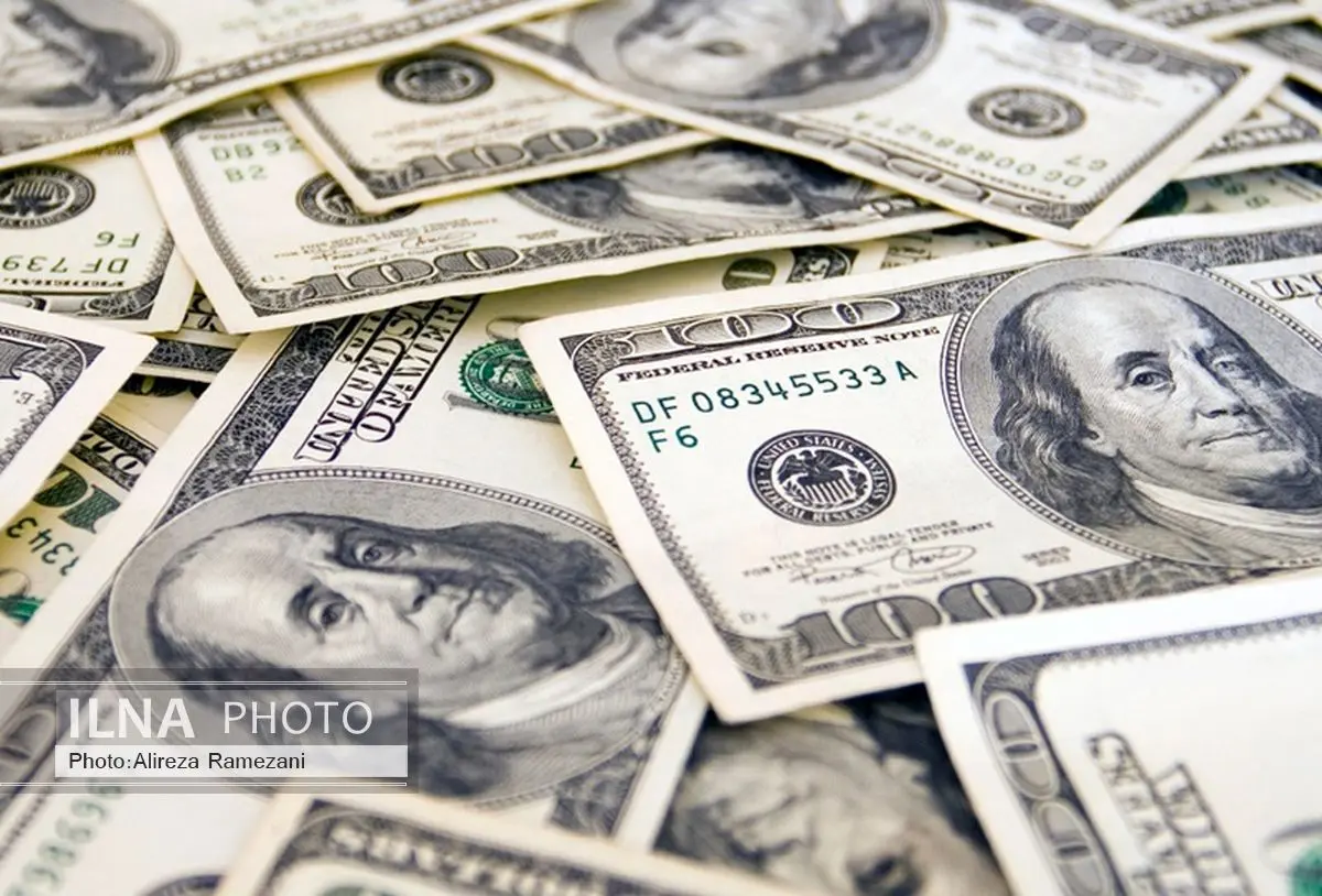 ۱۰ دلال ارز دستگیر شدند/ احضار ۷۴ مدیر با حقوق نامتعارف