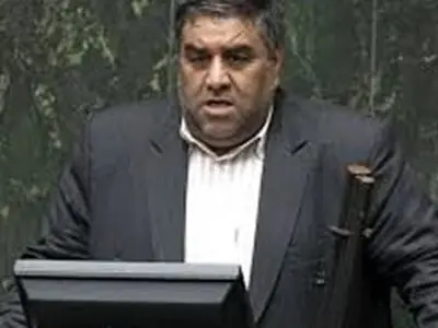 رئیس‌جمهور نسبت به افزایش حقوق ارتشیان بازنگری کند 