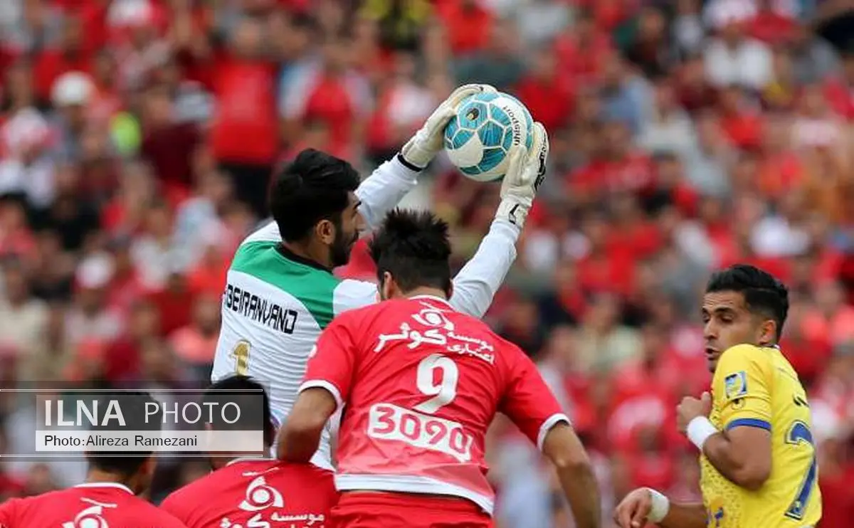 پرسپولیس 0-2 نفت؛ منصوریان سد راه سرخپوشان شد