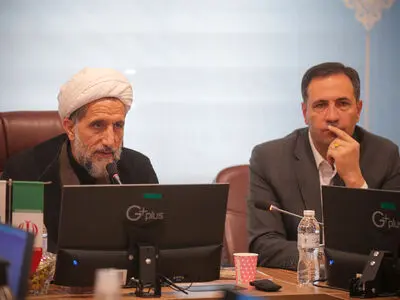 میزان اخذ مالیات نباید بیش از حد توان مردم باشد