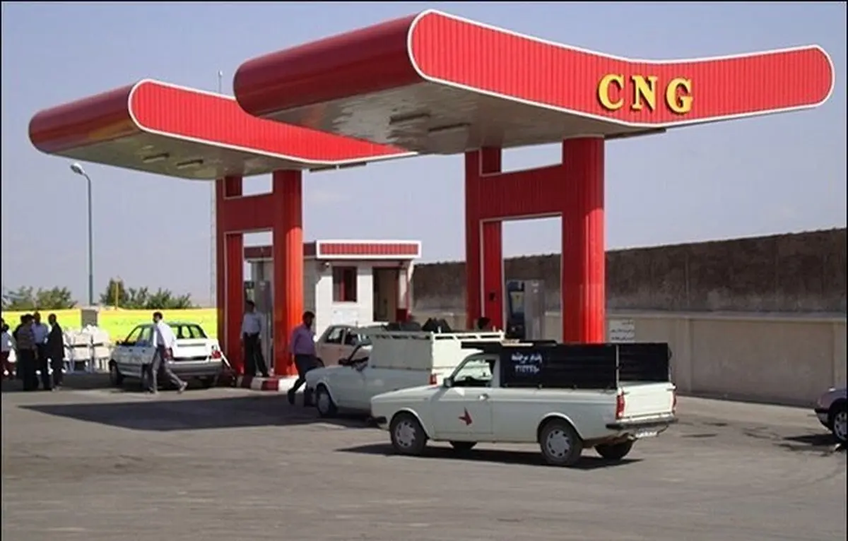 آذربایجان غربی در شمار استان های پرمصرف بنزین کشور/عرضه رایگان CNG در ۱۱ جایگاه سوخت استان