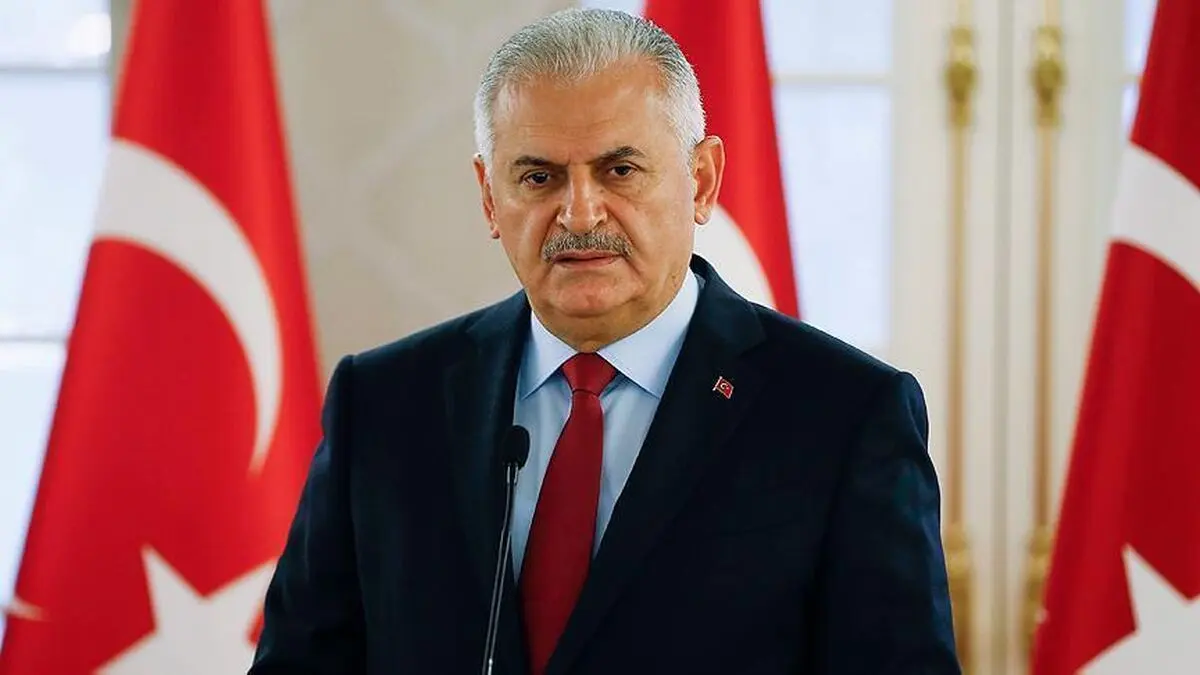 نخست وزیر ترکیه عازم لندن شد