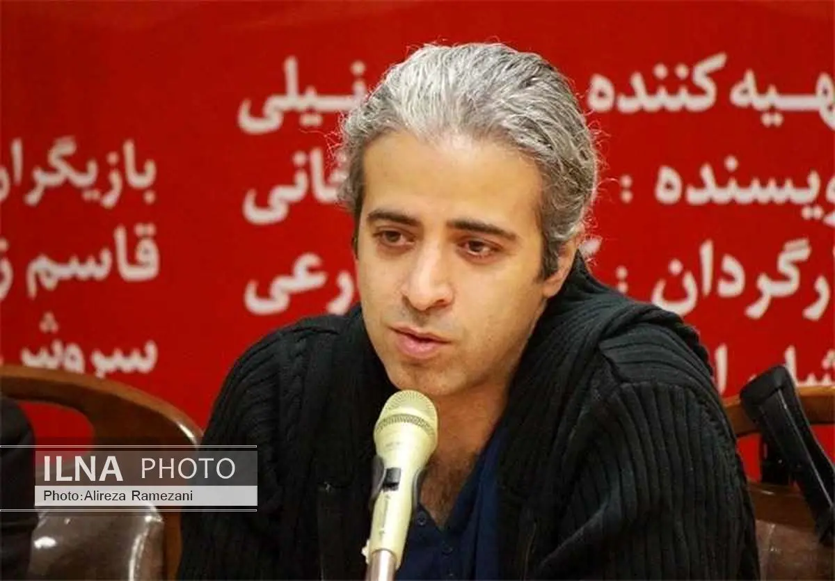 آنچه در تئاترشهر می‌گذرد شوخی با آرمان‌هاست/ بلندپروازی به ارتفاع یک متر